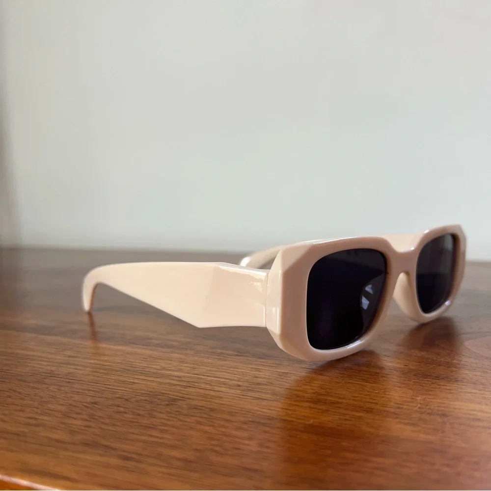 Chic Cream Rectangular Sunglasses